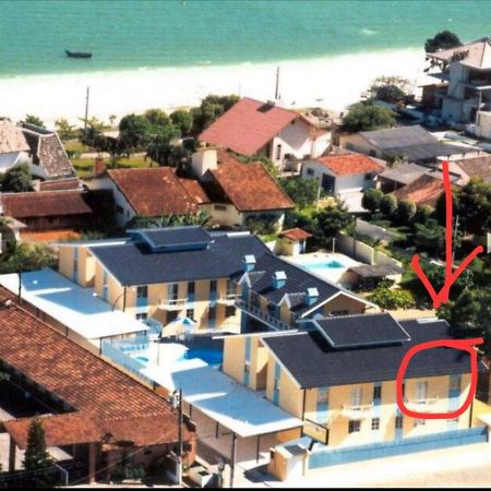 Ap Com Piscina Em Porto Belo Lägenhet Exteriör bild